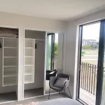 Cbd Parkside Oasis With Free Parking